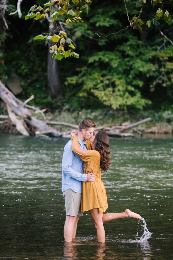 Crooked River farm engagement pictures